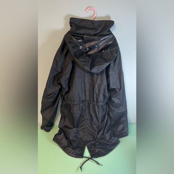 Columbia Black Hooded 2-Way Zipper Windbreaker Jacket, Woman Size Small Coat - Picture 10 of 11